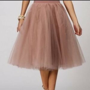 Windsor blush tulle skirt M